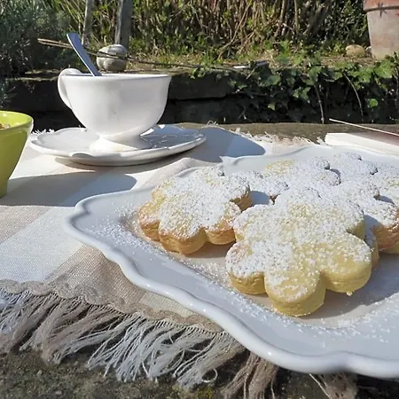 The Roses Garden 3* Millesimo