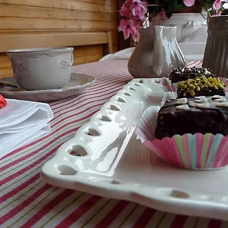 Bed and breakfast The Roses Garden 3*