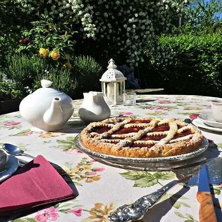 Bed & Breakfast The Roses Garden