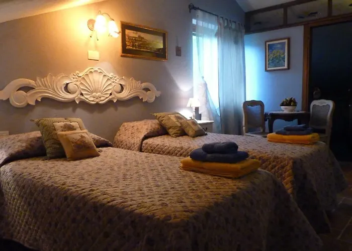 The Roses Garden Bed and breakfast