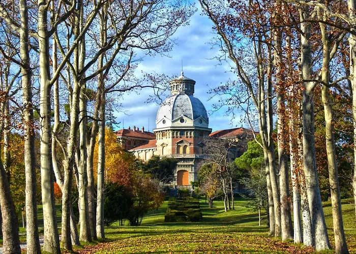 The Roses Garden Bed & Breakfast 3*